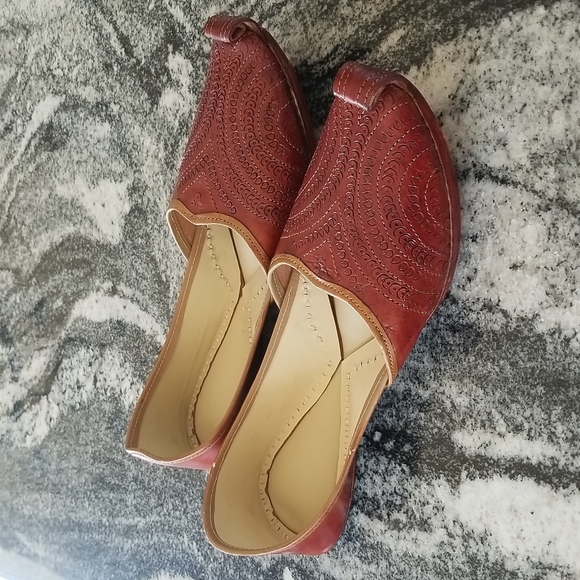 Genuine Leather Slippers /Slides Made in India - Picture 2 of 7